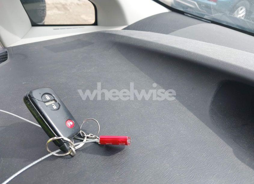 Photo 11 of 2014 Toyota Prius THREE (VIN JTDKN3DU7E1775955)