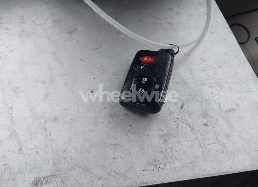 Photo 11 of 2014 Toyota Prius THREE (VIN JTDKN3DU7E1779813)