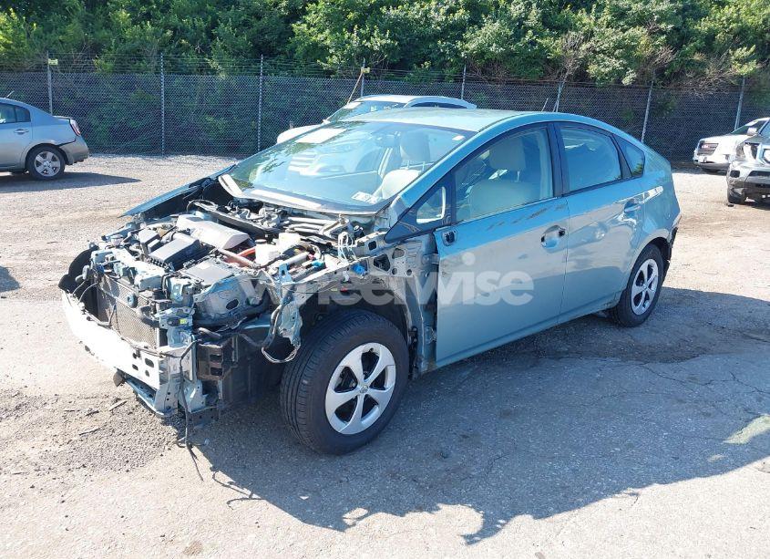 Photo 2 of 2014 Toyota Prius FOUR (VIN JTDKN3DU7E1830534)