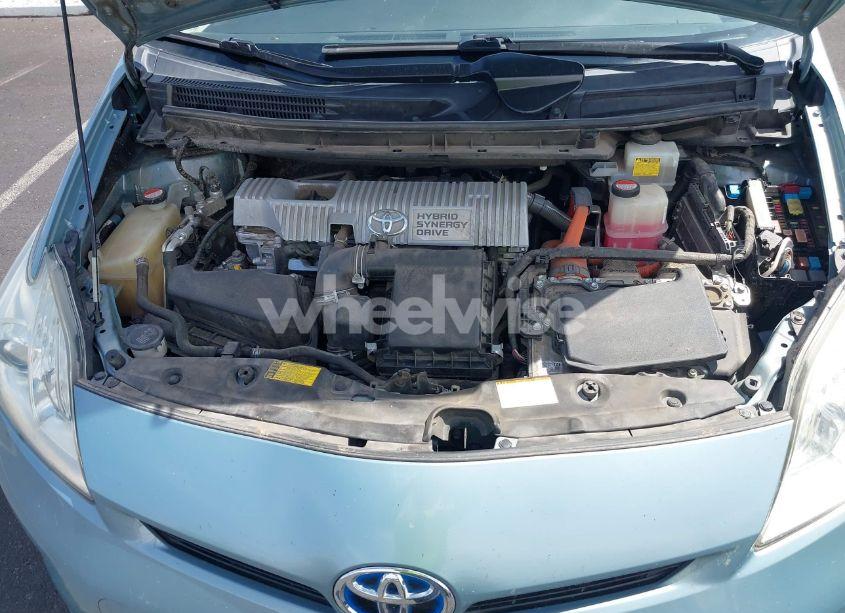 Photo 10 of 2015 Toyota Prius THREE (VIN JTDKN3DU7F1892761)