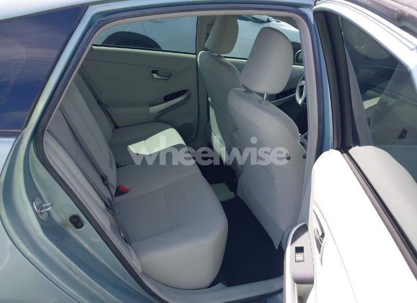 Photo 8 of 2015 Toyota Prius THREE (VIN JTDKN3DU7F1892761)