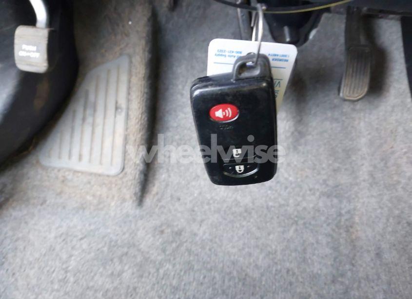 Photo 11 of 2015 Toyota Prius THREE (VIN JTDKN3DU7F1932675)