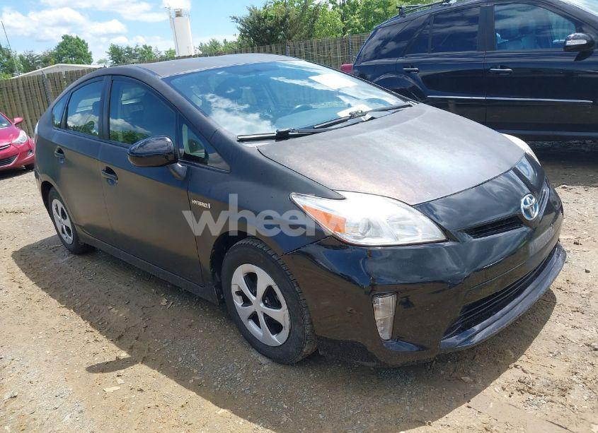 2015 Toyota Prius FIVE/FOUR/PERSONA SERIES SPECIAL EDITION/THREE/TWO (VIN JTDKN3DU7F1945457) main photo