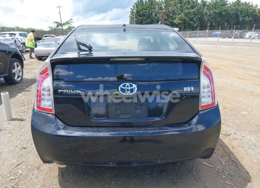 Photo 16 of 2015 Toyota Prius FIVE/FOUR/PERSONA SERIES SPECIAL EDITION/THREE/TWO (VIN JTDKN3DU7F1945457)