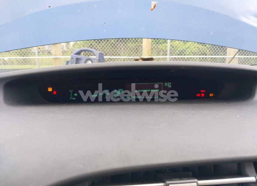 Photo 7 of 2010 Toyota Prius III (VIN JTDKN3DU8A0003514)