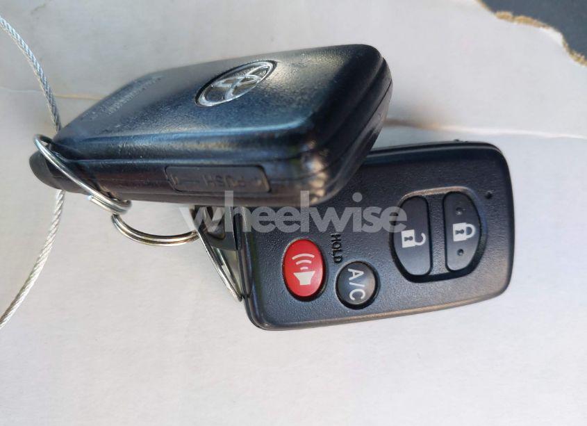 Photo 11 of 2010 Toyota Prius III (VIN JTDKN3DU8A0021690)