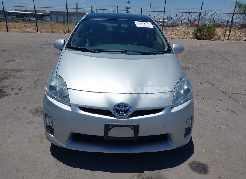 Photo 12 of 2010 Toyota Prius III (VIN JTDKN3DU8A0021690)