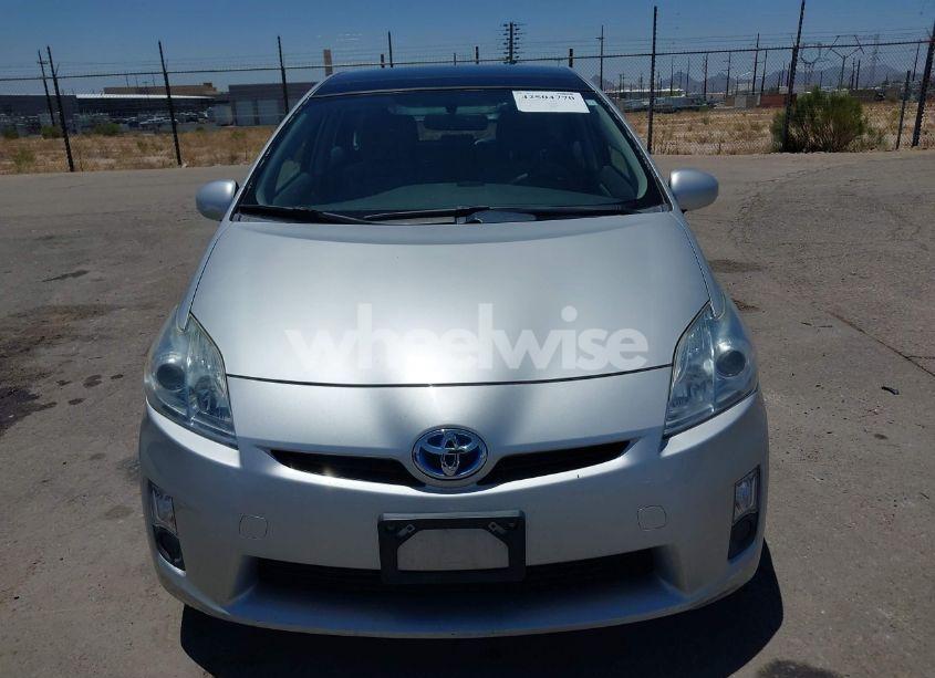 Photo 6 of 2010 Toyota Prius III (VIN JTDKN3DU8A0021690)