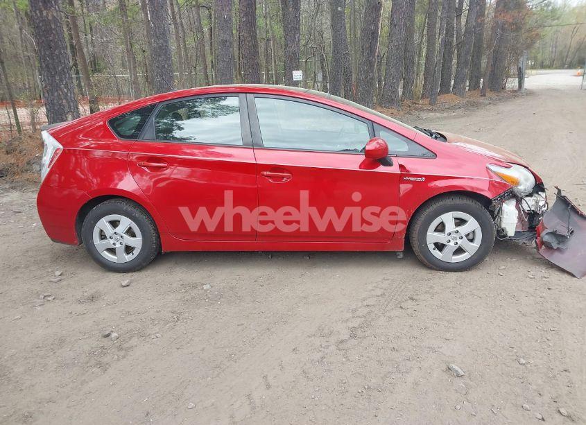 Photo 13 of 2010 Toyota Prius III (VIN JTDKN3DU8A0024766)