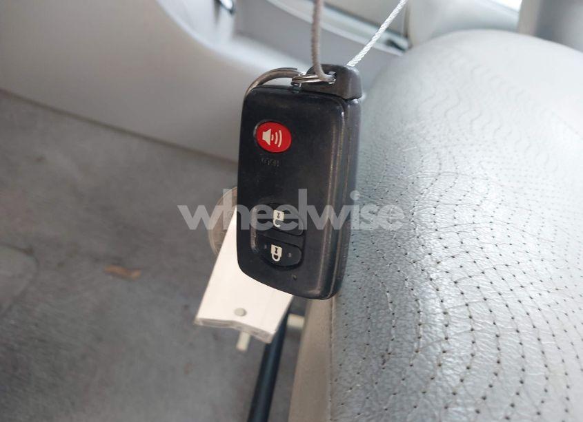 Photo 11 of 2010 Toyota Prius II (VIN JTDKN3DU8A0046864)