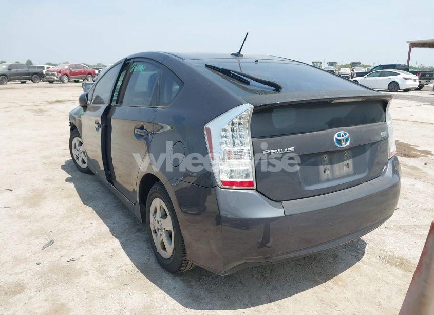 Photo 3 of 2010 Toyota Prius II (VIN JTDKN3DU8A0046864)