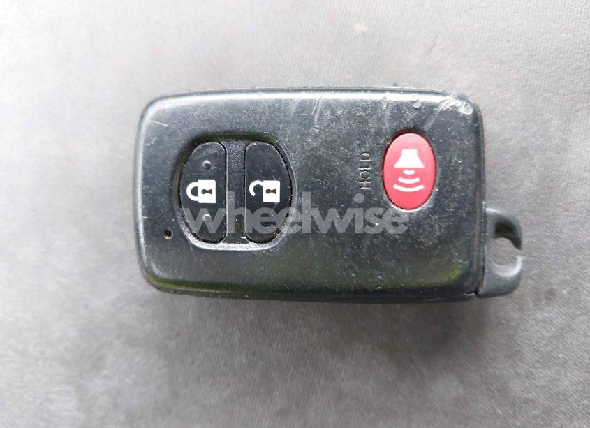 Photo 11 of 2010 Toyota Prius III (VIN JTDKN3DU8A0052759)