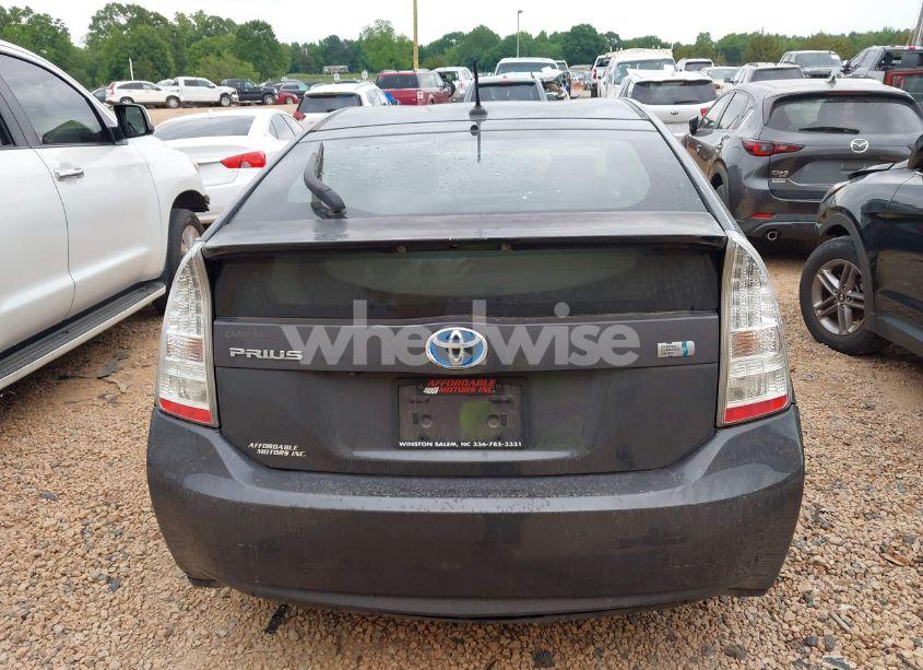 Photo 16 of 2010 Toyota Prius III (VIN JTDKN3DU8A0052759)