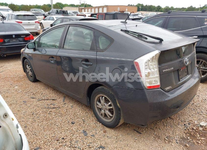 Photo 3 of 2010 Toyota Prius III (VIN JTDKN3DU8A0052759)