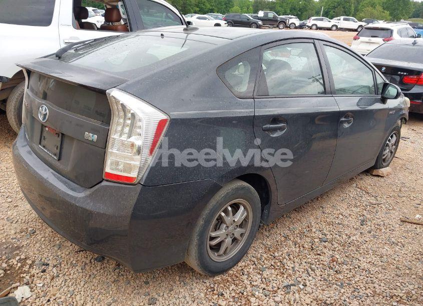 Photo 4 of 2010 Toyota Prius III (VIN JTDKN3DU8A0052759)