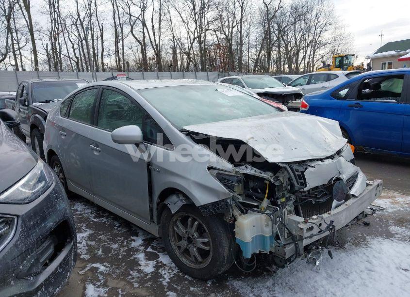 2010 Toyota Prius IV (VIN JTDKN3DU8A0121871) main photo