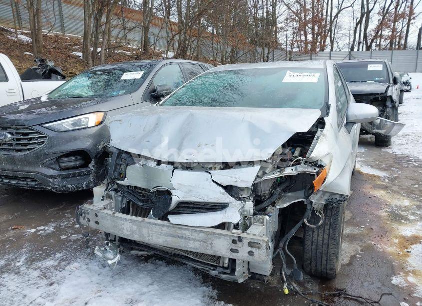 Photo 6 of 2010 Toyota Prius IV (VIN JTDKN3DU8A0121871)