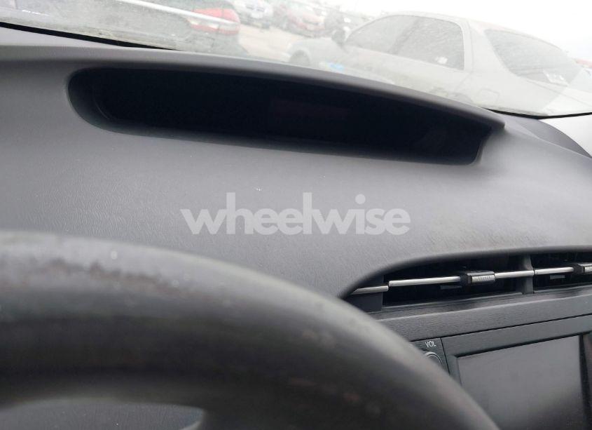 Photo 7 of 2010 Toyota Prius III (VIN JTDKN3DU8A0153431)