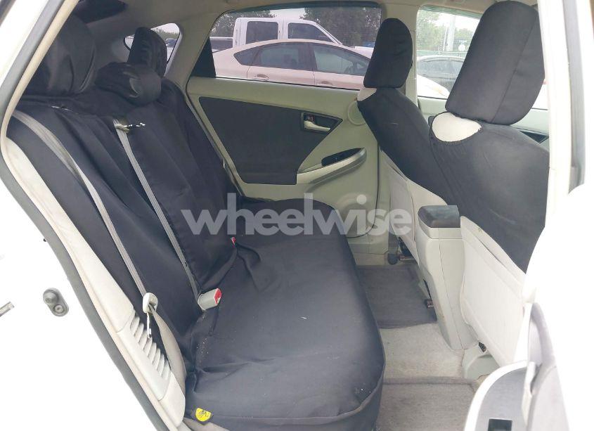 Photo 8 of 2010 Toyota Prius III (VIN JTDKN3DU8A0153431)