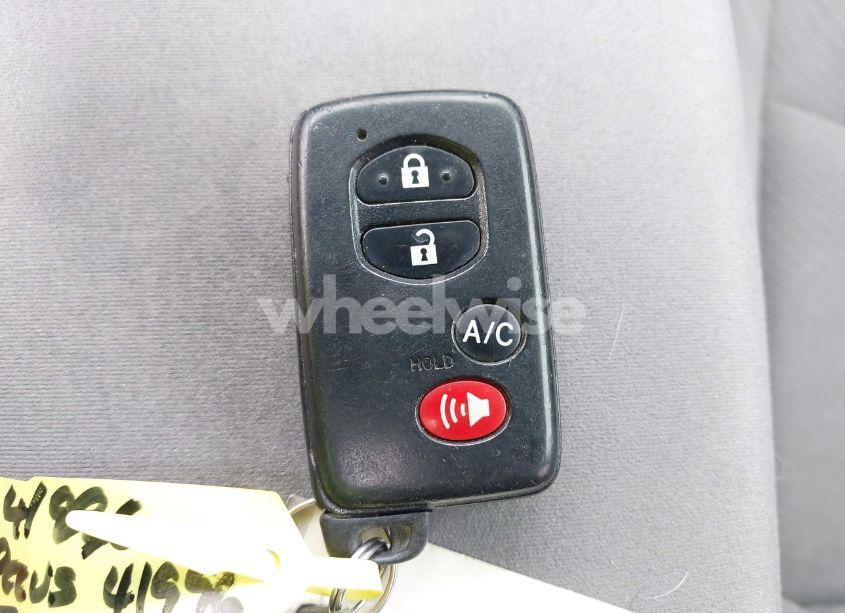 Photo 11 of 2010 Toyota Prius III (VIN JTDKN3DU8A0173534)