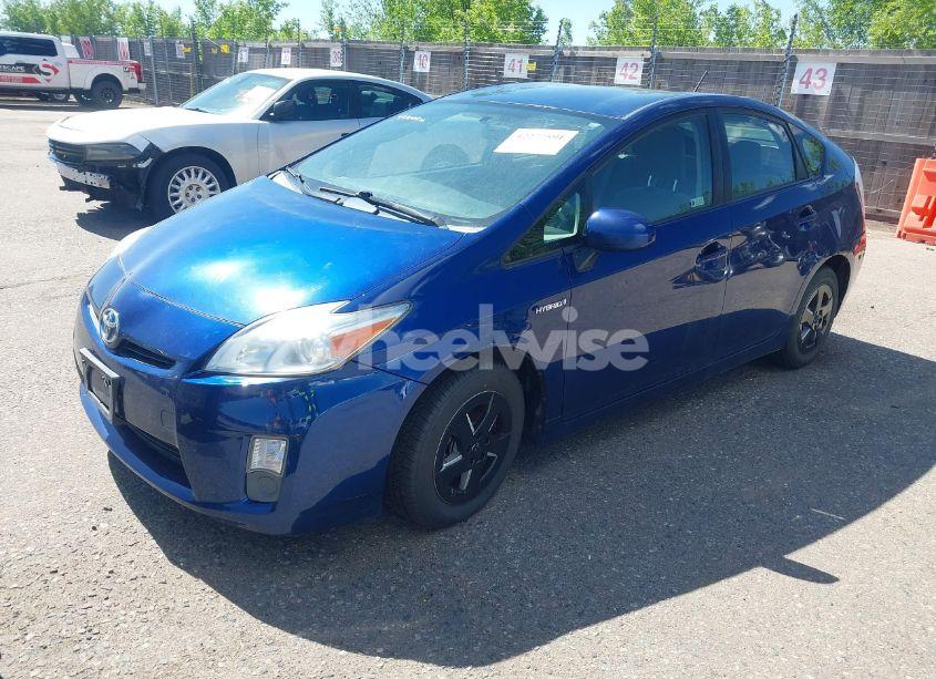 Photo 2 of 2010 Toyota Prius II (VIN JTDKN3DU8A0180337)