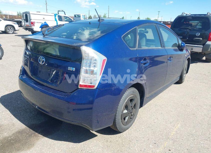 Photo 4 of 2010 Toyota Prius II (VIN JTDKN3DU8A0180337)