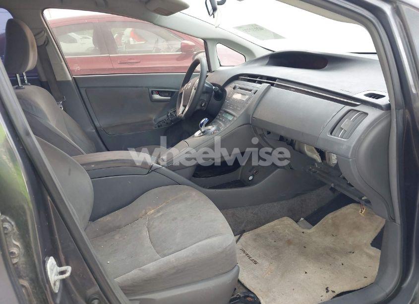 Photo 5 of 2010 Toyota Prius I (VIN JTDKN3DU8A1065263)