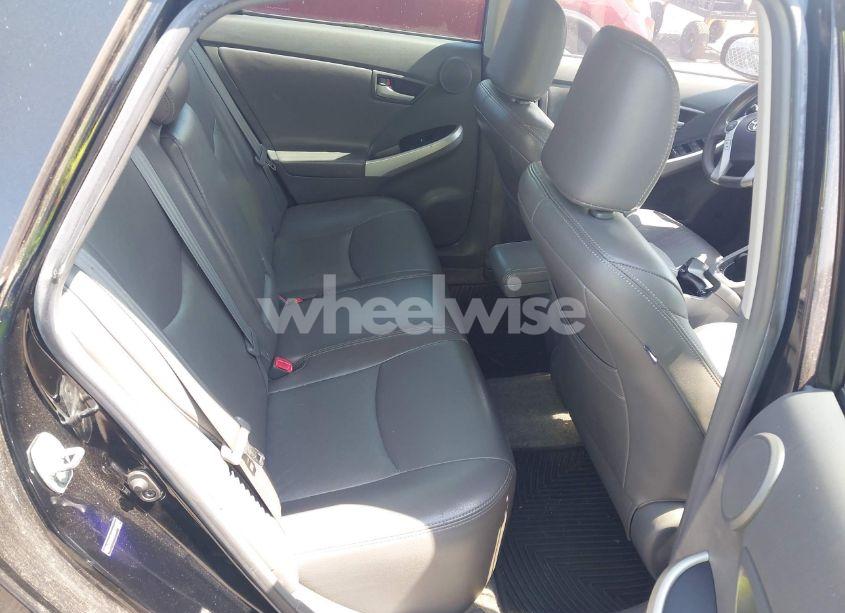 Photo 8 of 2010 Toyota Prius III (VIN JTDKN3DU8A1116910)