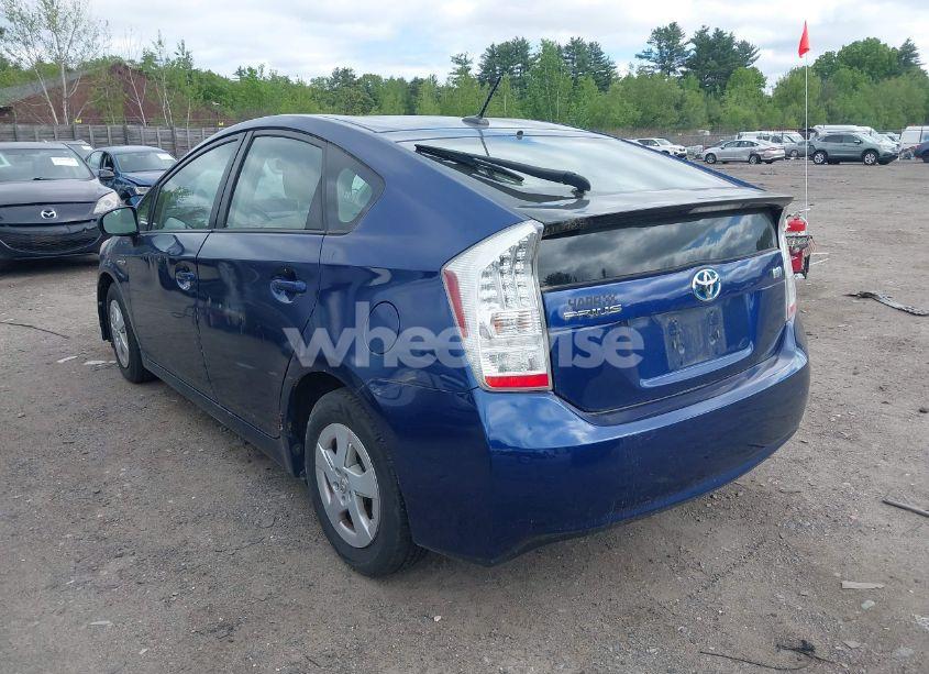 Photo 3 of 2010 Toyota Prius II (VIN JTDKN3DU8A1278052)