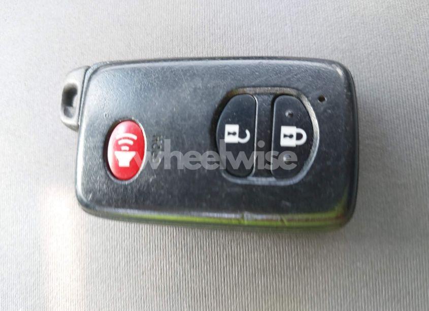 Photo 11 of 2011 Toyota Prius THREE (VIN JTDKN3DU8B0296204)