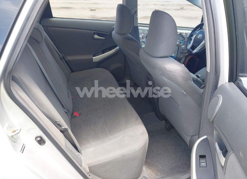 Photo 8 of 2011 Toyota Prius THREE (VIN JTDKN3DU8B0296204)