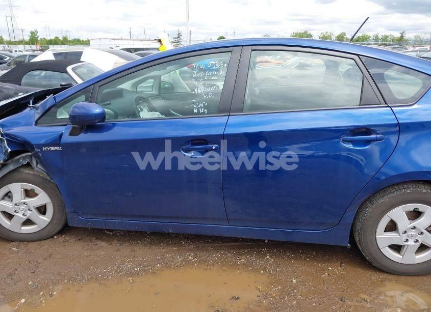 Photo 14 of 2011 Toyota Prius FOUR (VIN JTDKN3DU8B0308108)