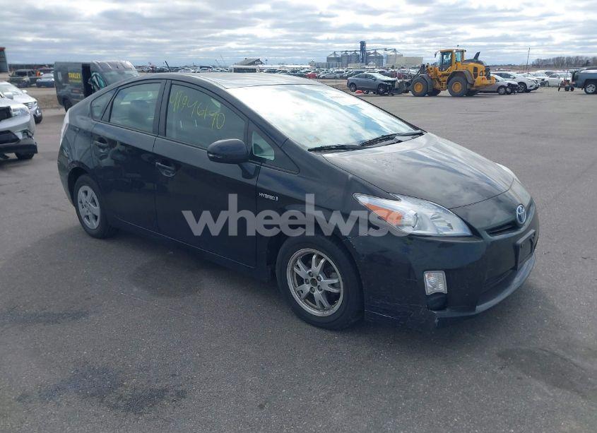 2011 Toyota Prius TWO (VIN JTDKN3DU8B1383109) main photo