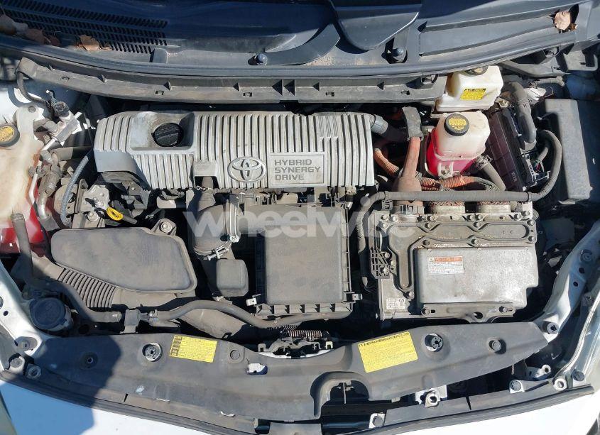 Photo 10 of 2011 Toyota Prius FOUR (VIN JTDKN3DU8B1385894)