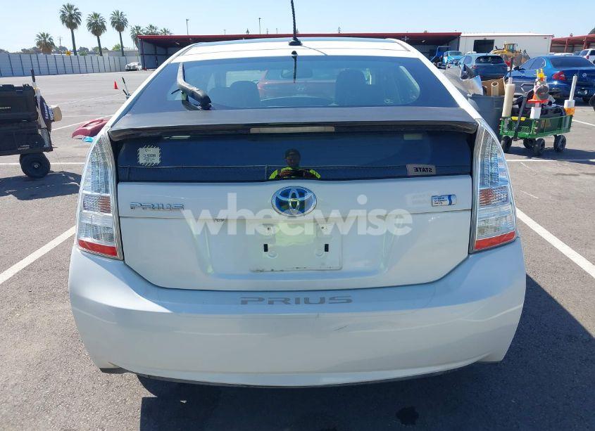 Photo 16 of 2011 Toyota Prius FOUR (VIN JTDKN3DU8B1385894)