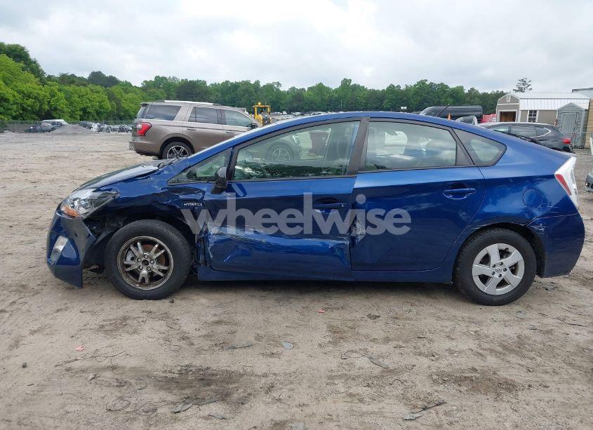Photo 14 of 2011 Toyota Prius THREE (VIN JTDKN3DU8B1471660)