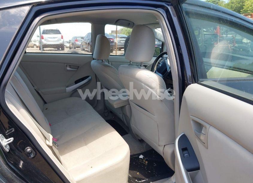 Photo 8 of 2011 Toyota Prius TWO (VIN JTDKN3DU8B5301162)