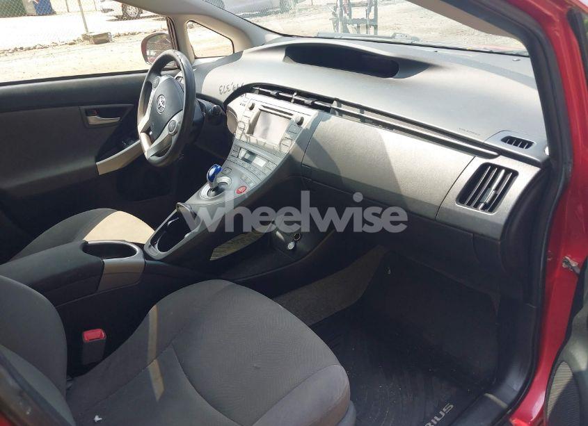 Photo 5 of 2013 Toyota Prius TWO (VIN JTDKN3DU8D0348756)