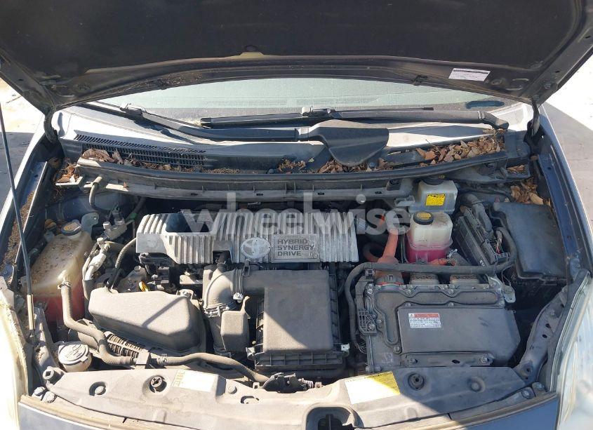 Photo 10 of 2013 Toyota Prius THREE (VIN JTDKN3DU8D1655130)