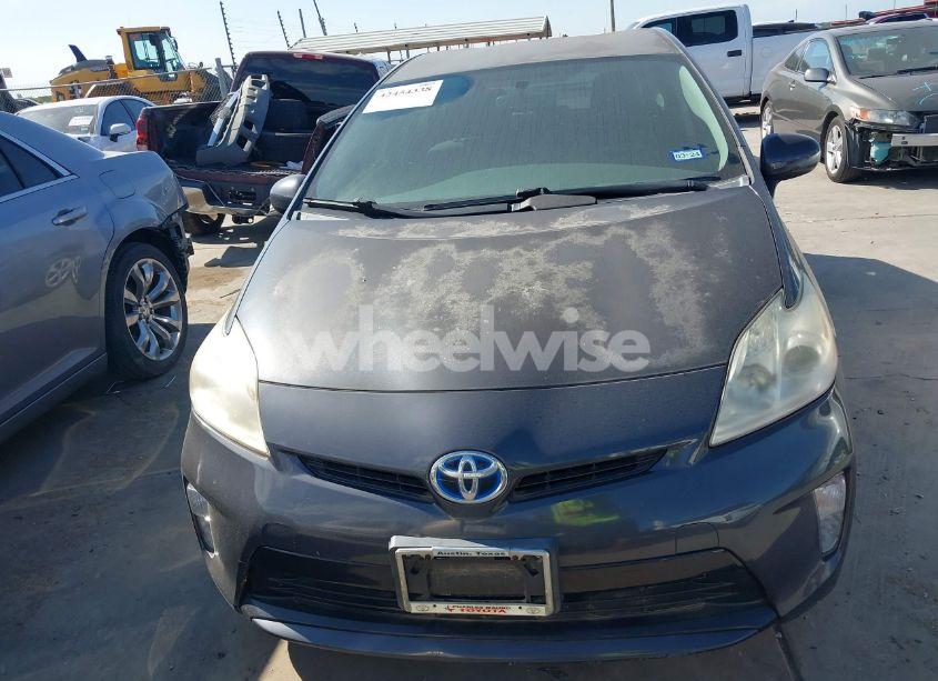 Photo 12 of 2013 Toyota Prius THREE (VIN JTDKN3DU8D1655130)