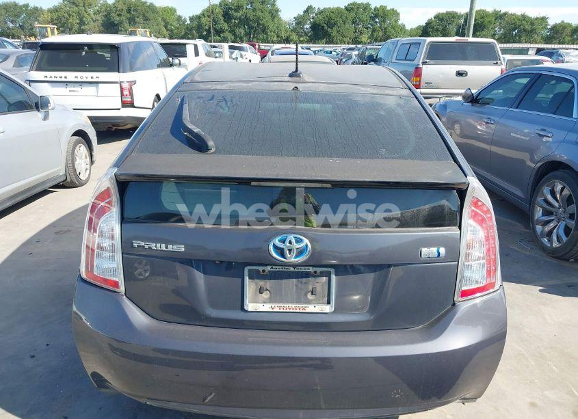 Photo 16 of 2013 Toyota Prius THREE (VIN JTDKN3DU8D1655130)
