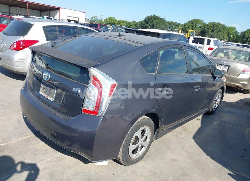 Photo 4 of 2013 Toyota Prius THREE (VIN JTDKN3DU8D1655130)