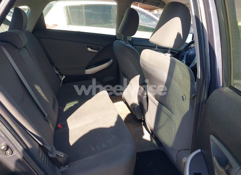 Photo 8 of 2013 Toyota Prius THREE (VIN JTDKN3DU8D1655130)