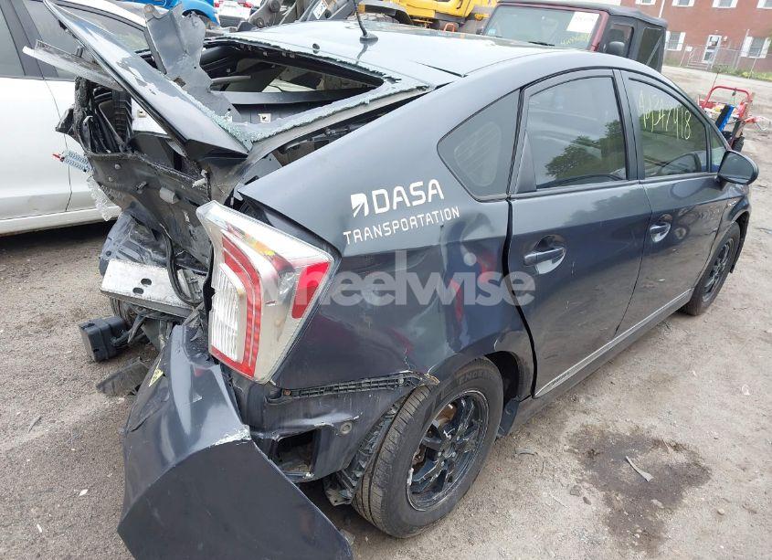 Photo 4 of 2013 Toyota Prius FIVE/FOUR/THREE/THREE SE/TWO (VIN JTDKN3DU8D1687902)