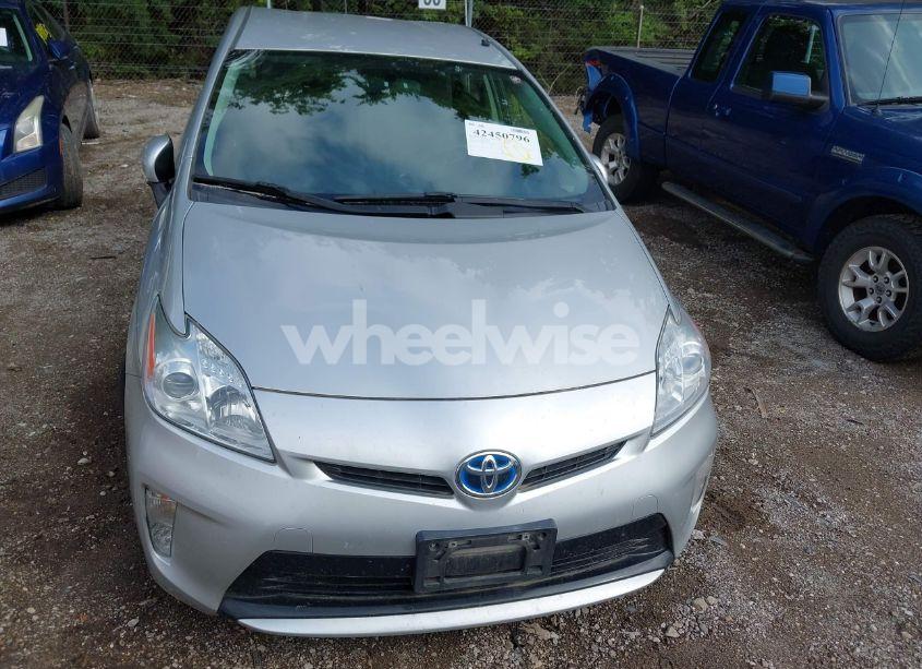 Photo 12 of 2013 Toyota Prius TWO (VIN JTDKN3DU8D5577456)