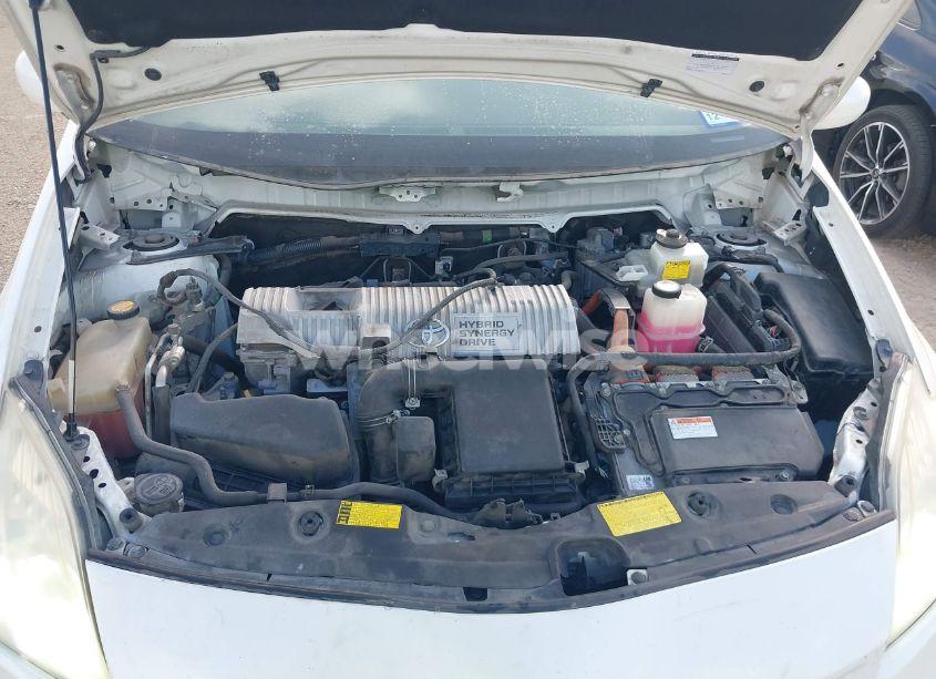 Photo 10 of 2013 Toyota Prius THREE (VIN JTDKN3DU8D5579529)