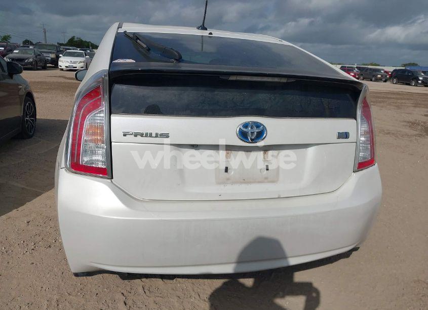 Photo 16 of 2013 Toyota Prius THREE (VIN JTDKN3DU8D5579529)