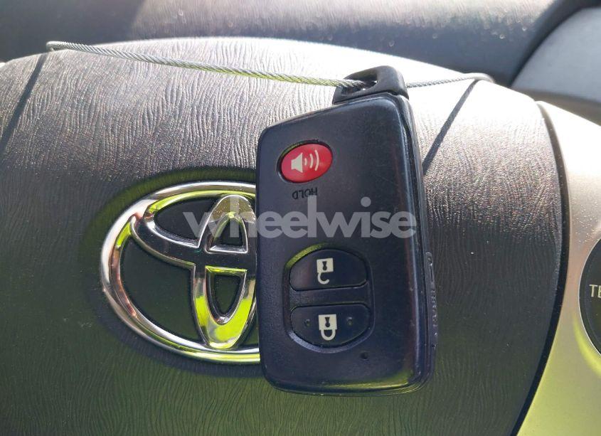 Photo 11 of 2013 Toyota Prius TWO (VIN JTDKN3DU8D5582592)