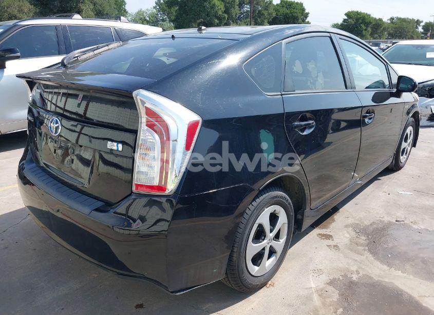 Photo 4 of 2013 Toyota Prius TWO (VIN JTDKN3DU8D5582592)