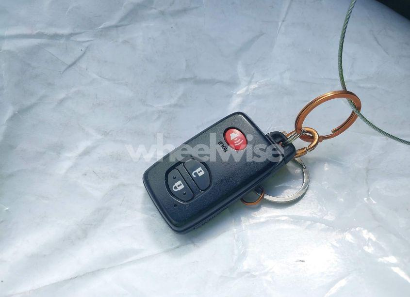 Photo 11 of 2013 Toyota Prius TWO (VIN JTDKN3DU8D5582639)